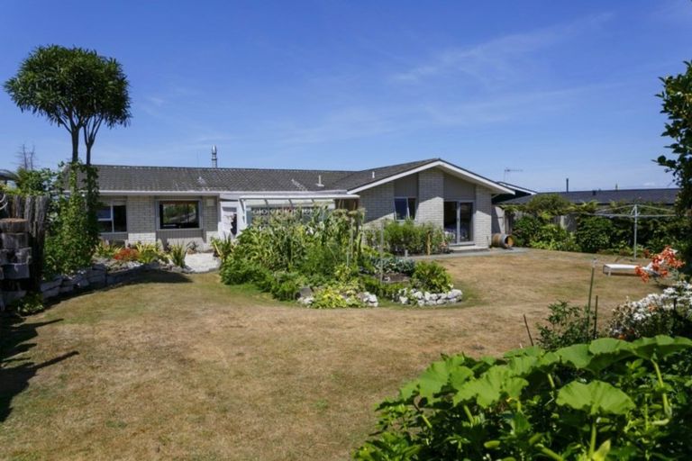 Photo of property in 66 Kurupae Road, Hilltop, Taupo, 3330