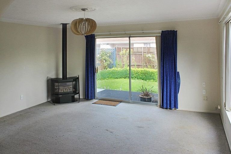 Photo of property in 14 Steadman Road, Broomfield, Christchurch, 8042