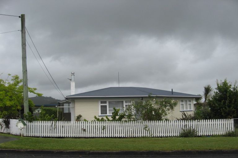 Photo of property in 16 Alamein Avenue, Onerahi, Whangarei, 0110