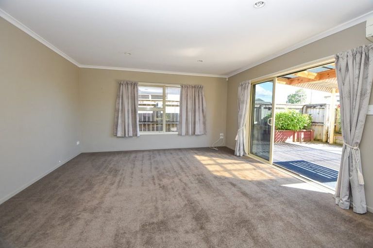 Photo of property in 40a William Wong Place, Carterton, 5713