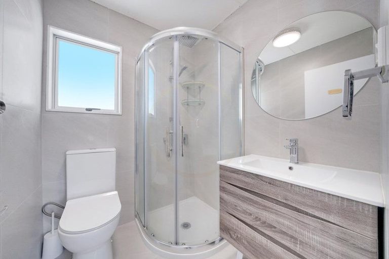 Photo of property in 33a Ashley Avenue, Mangere East, Auckland, 2024