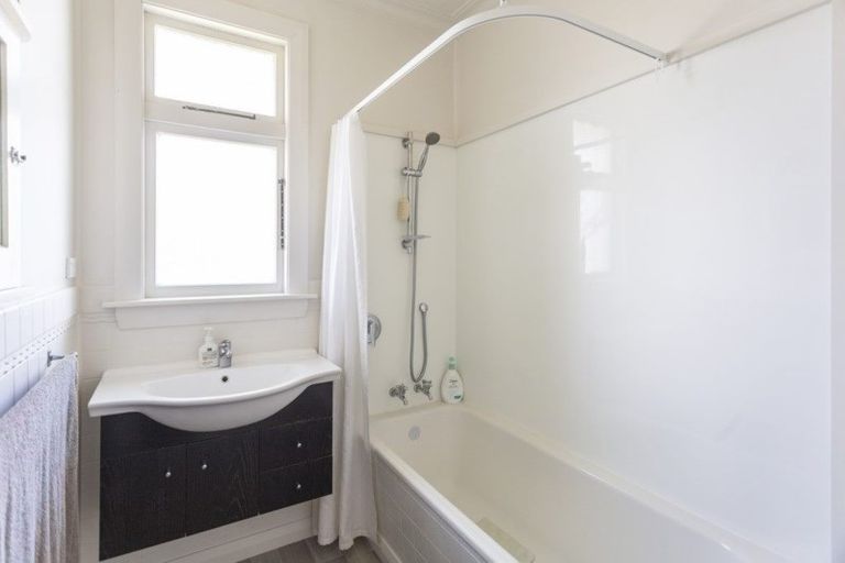 Photo of property in 11 Stirling Street, Kakanui, Oamaru, 9495