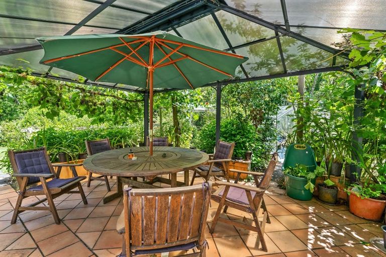 Photo of property in 290 Paihia Road, Kawakawa, 0282