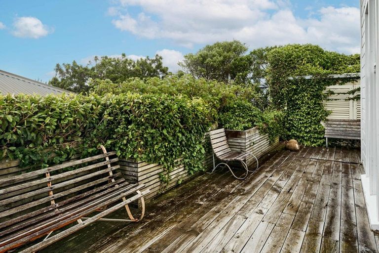 Photo of property in 39 Upland Road, Kelburn, Wellington, 6012