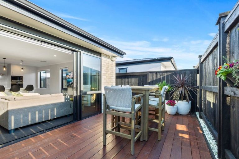 Photo of property in 1 Salers Lane, Papamoa, 3118