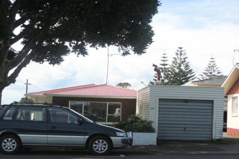Photo of property in 69 Govett Avenue, Frankleigh Park, New Plymouth, 4310