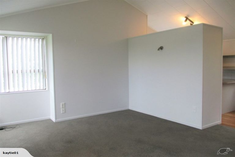 Photo of property in 1/119 Spinella Drive, Bayview, Auckland, 0629
