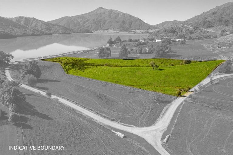 Photo of property in Queen Charlotte Drive, Linkwater, 7281