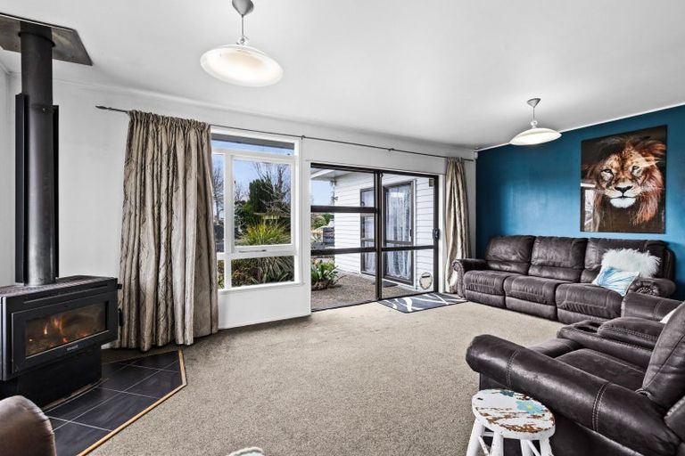 Photo of property in 166 Flaxmere Avenue, Flaxmere, Hastings, 4120