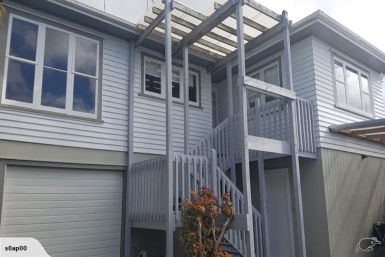 Photo of property in 20a Corunna Road, Milford, Auckland, 0620