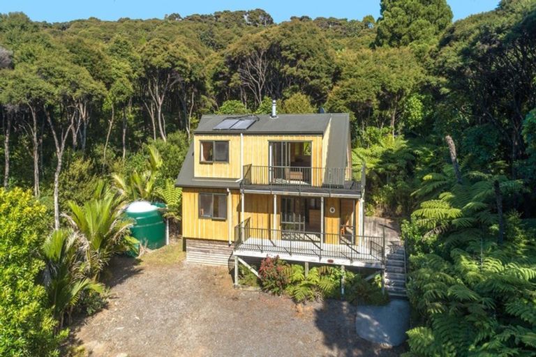 Photo of property in 5 Waihirere Drive, Tuateawa, Coromandel, 3583