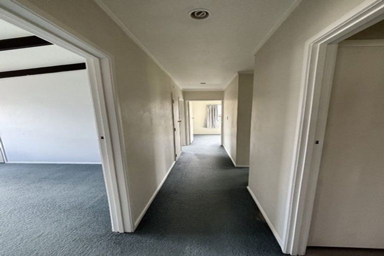 Photo of property in 2 Channel View Road, Clarks Beach, Pukekohe, 2679