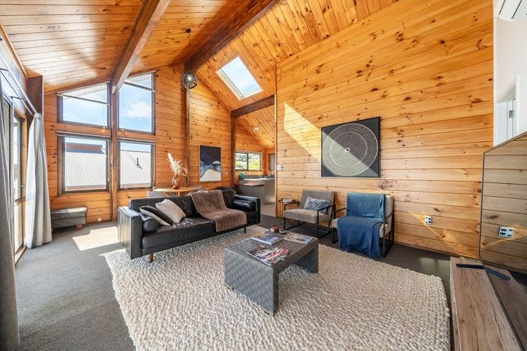 Photo of property in 47 Moana Road, Plimmerton, Porirua, 5026