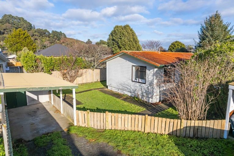 Photo of property in 193a Whites Line East, Waiwhetu, Lower Hutt, 5010