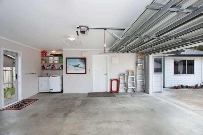 Photo of property in 3 Guthrie Court, Bulls, 4818