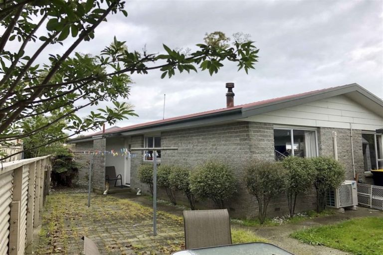 Photo of property in 23 Galway Street, Grasmere, Invercargill, 9810