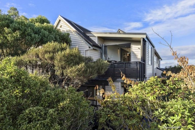 Photo of property in 96 Madras Street, Khandallah, Wellington, 6035