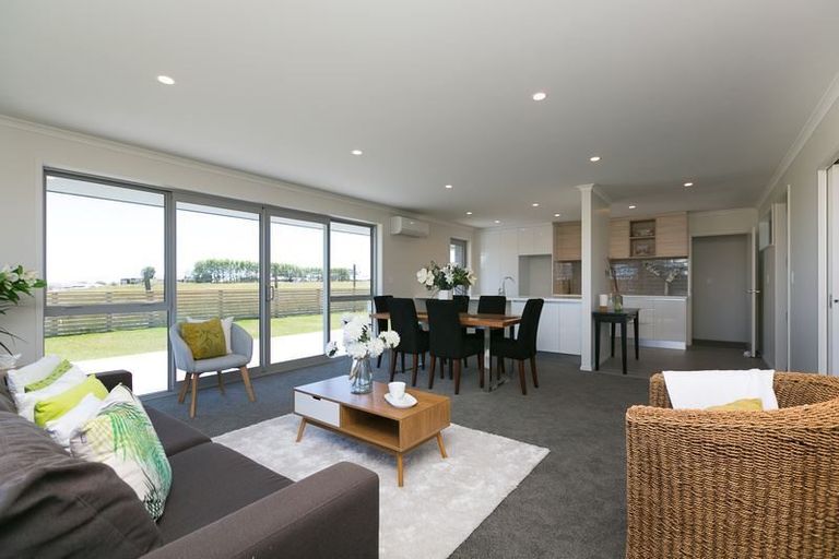 Photo of property in 4 Ashwood Lane, Bell Block, New Plymouth, 4312