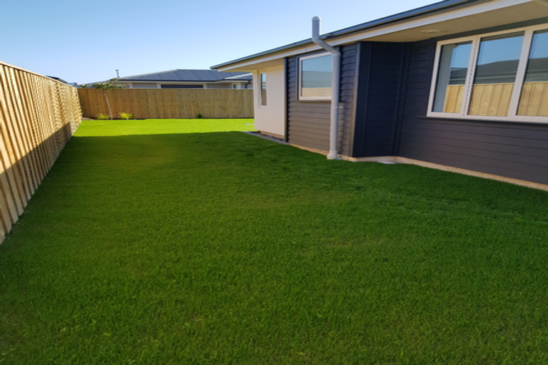 Photo of property in 6 Hickmott Street, Rangiora, 7400