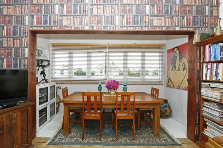 Photo of property in 72 King Street, Opunake, 4616