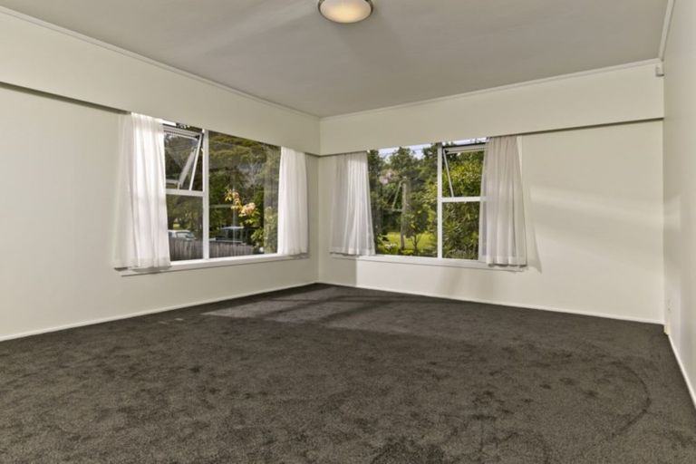 Photo of property in 1/24 Seabreeze Road, Narrow Neck, Auckland, 0624