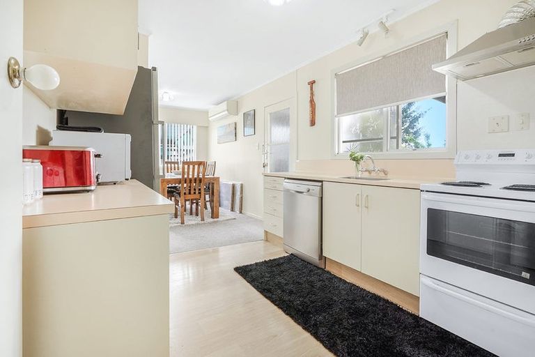 Photo of property in 4 Totara Drive, St Andrews, Hamilton, 3200