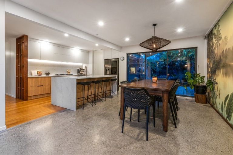 Photo of property in 19 Hillcrest Road, Raumati South, Paraparaumu, 5032