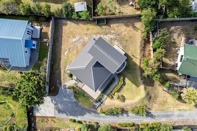 Photo of property in 16a Karaka Street, Otaki Beach, Otaki, 5512
