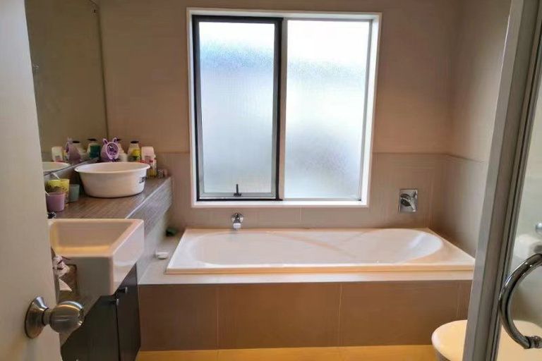 Photo of property in 6 Montanez Drive, Flat Bush, Auckland, 2019