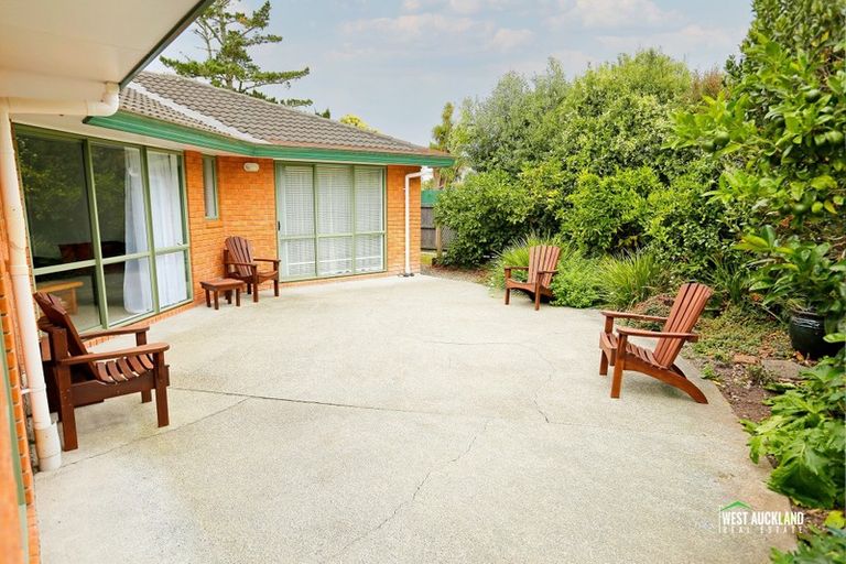 Photo of property in 9 Swanson Oaks, Swanson, Auckland, 0612