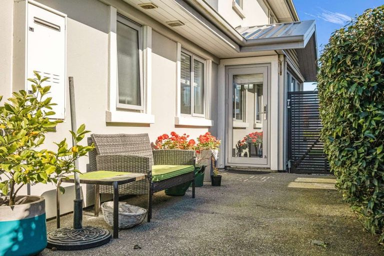 Photo of property in 4 Solander Road, Pegasus, 7612