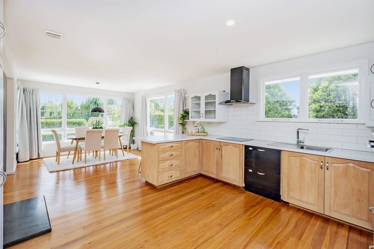 Photo of property in 3277 West Coast Road, Darfield, 7571