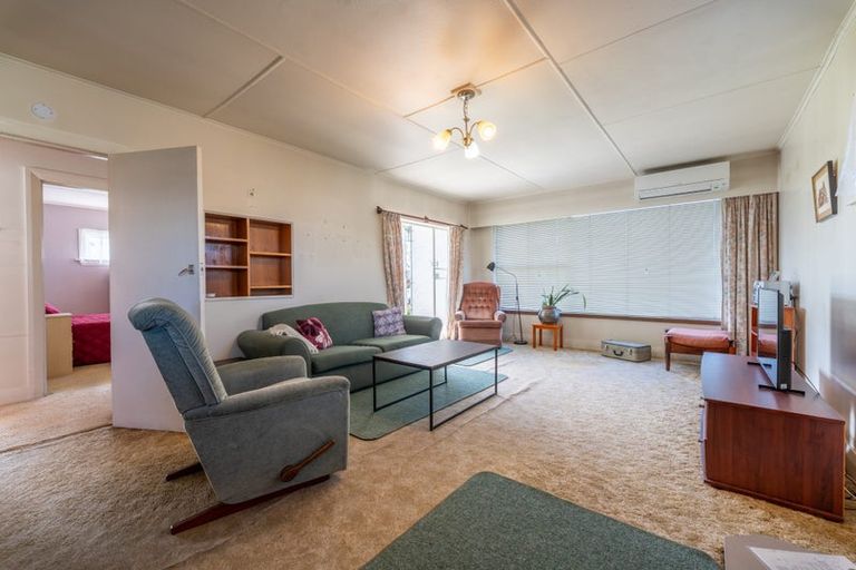 Photo of property in 45 Wilkin Street, Waimate, 7924