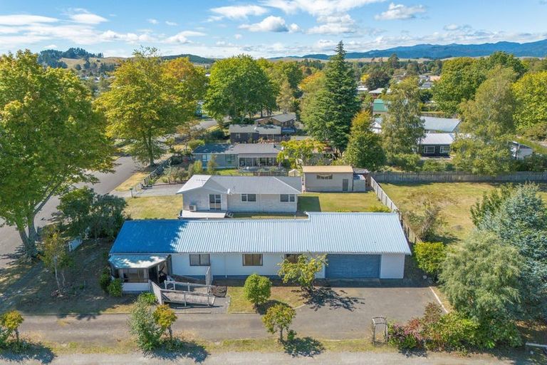 Photo of property in 39 Rangiamohia Road, Turangi, 3334