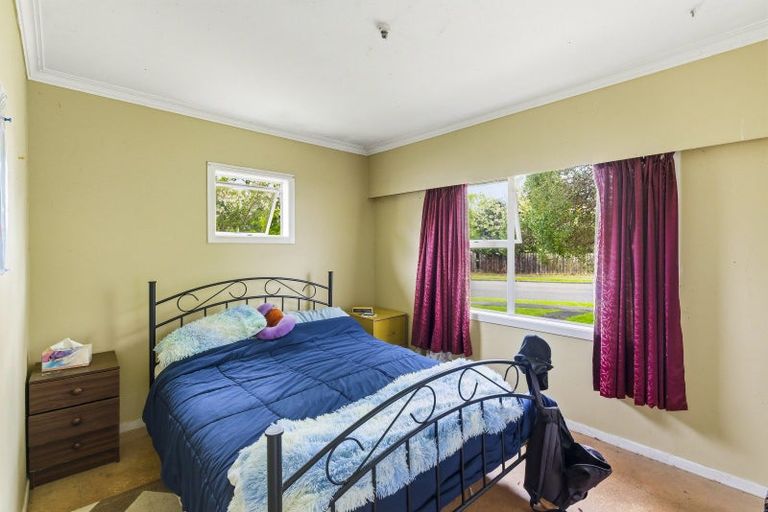 Photo of property in 15 Ross Street, Levin, 5510
