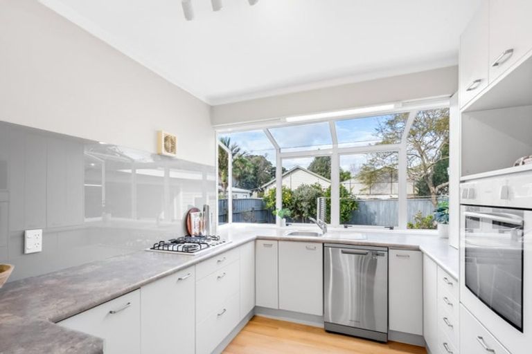 Photo of property in 19 Moa Street, Alicetown, Lower Hutt, 5010