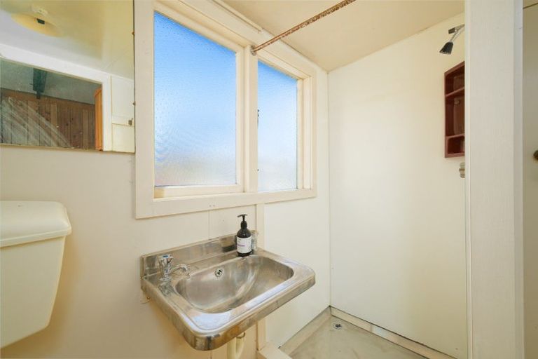Photo of property in 15 South Bay Parade, South Bay, Kaikoura, 7300