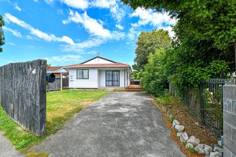 Photo of property in 1/44 Taitimu Drive, Weymouth, Auckland, 2103
