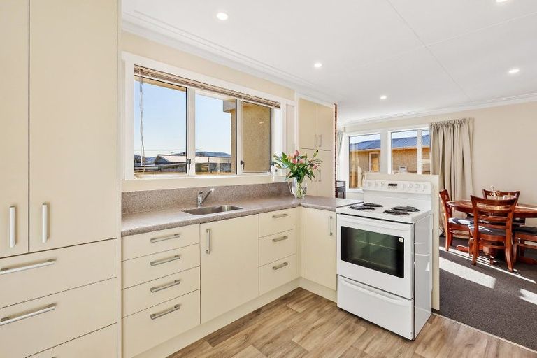 Photo of property in 25 Thames Street, Mosgiel, 9024