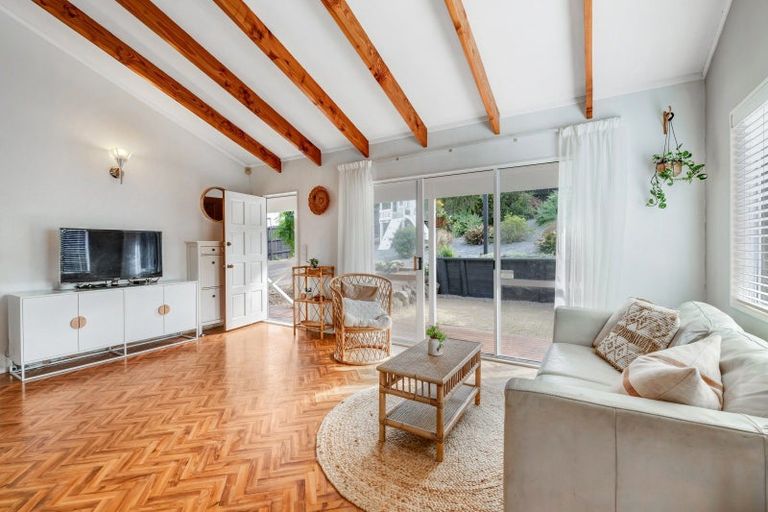 Photo of property in 29 Shadon Place, Stanmore Bay, Whangaparaoa, 0932