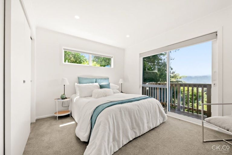 Photo of property in 60 Maungaraki Road, Korokoro, Lower Hutt, 5012