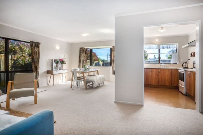 Photo of property in 41b Duncan Street, Tawa, Wellington, 5028