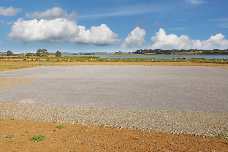 Photo of property in 85 Sanctuary Drive, Glenbrook, 2681