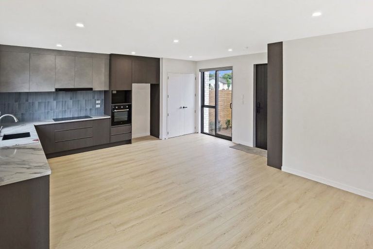 Photo of property in 41 Davington Way, Burswood, Auckland, 2013