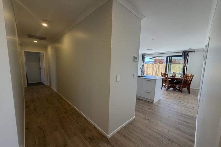 Photo of property in 44a Michael Road, Paraparaumu Beach, Paraparaumu, 5032