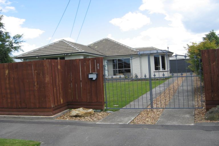 Photo of property in 25 Vardon Crescent, Shirley, Christchurch, 8061