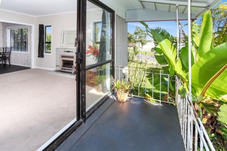 Photo of property in 11 Montgomery Avenue, Pukekohe, 2120