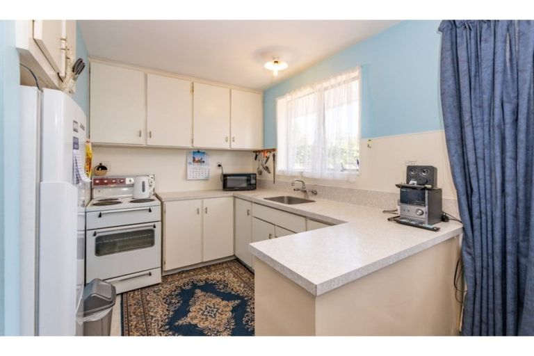 Photo of property in 2/7 Peters Lane, Spreydon, Christchurch, 8024