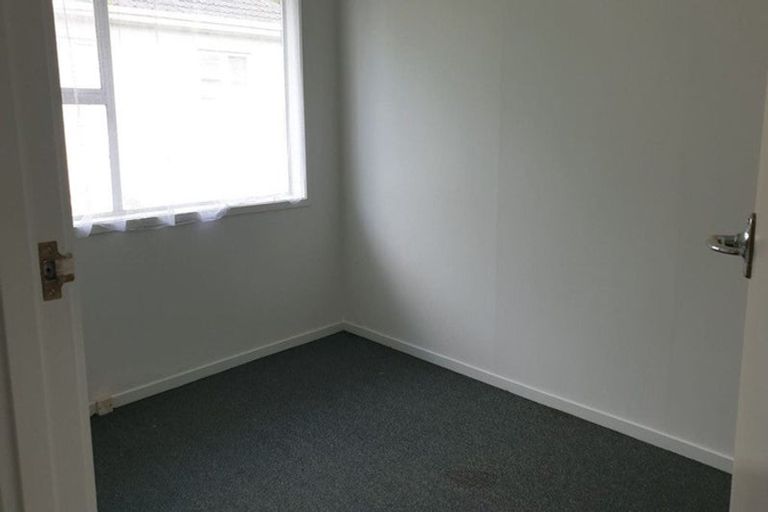 Photo of property in 62 Lincoln Road, Henderson, Auckland, 0610
