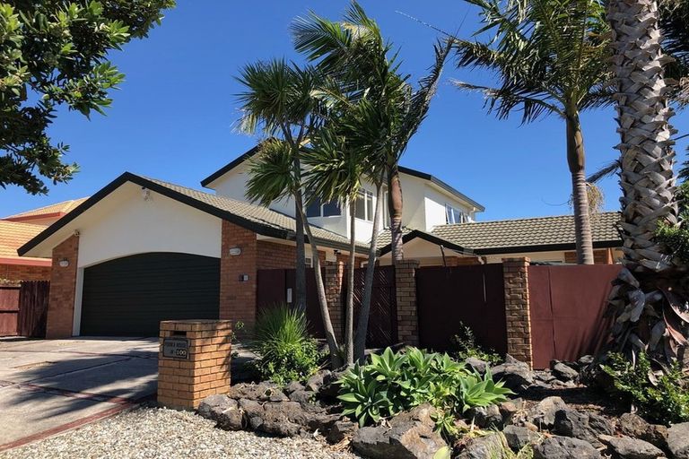 Photo of property in 100 Westerham Drive, Dannemora, Auckland, 2016